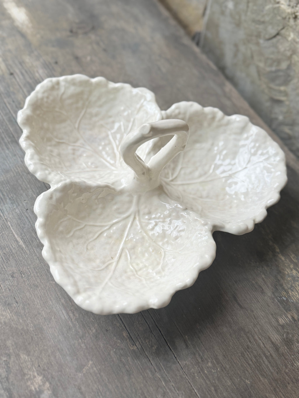 Vintage Three Leaf Cream Dish