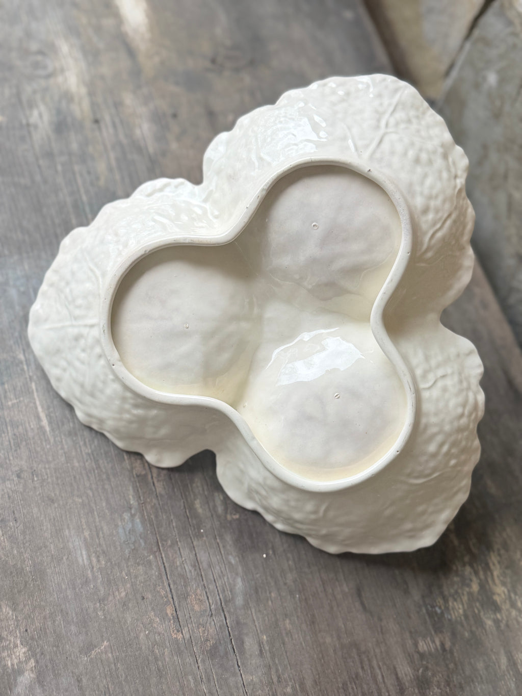 Vintage Three Leaf Cream Dish